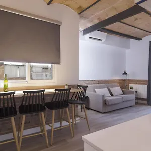 friendly-rentals-camp-nou.top-hotels-tarragona.com/